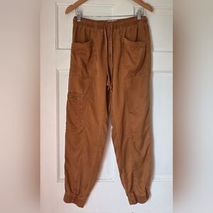 Nicole Miller Carmel Brown Cargo Joggers